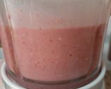 Φωτογραφία βήματος 2 της συνταγής Φράουλα 🍓 & Μπανάνα 🍌 smoothie