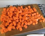 Une image de l'étape 13 de Soupe de carottes, panais et navets au lard.