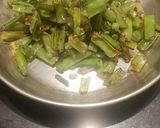 A picture of step 5 of Gawar (Cluster beans) Thecha.