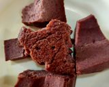 Foto langkah ke 2 dari resep Kue Kering (Kuker / Cookies) dari Cake Tepung Beras Hitam Gagal.