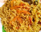 A picture of step 4 of Noodles with veggies.