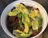 Une image de l'étape 1 de Salade de laitue rouge aux tomates,concombre et persil.