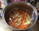 Foto del paso 1 de la receta: Tacos de cáscaras de papa y zanahoria