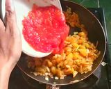 Foto langkah ke 5 dari resep Telor Ceplok Saus Tomat (Shakshuka).