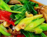 รูปขั้นตอนการทำที่ 3 ของ คะน้าปลาทูกรอบ