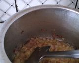 A picture of step 2 of Chicken with tomato.