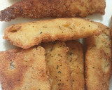 Foto del paso 3 de la receta: Abadejo crujiente con patatas gajo especiadas y queso de cabra
