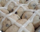 A picture of step 6 of Ama-Easter Buns - Easter Buns - Paasbolletjies.