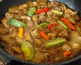 Foto langkah ke 8 dari resep Oseng Sate Goreng.