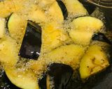 A picture of step 2 of Aloo Baingan.