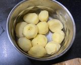 A picture of step 1 of Dum Aloo.