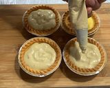A picture of step 8 of Bubble Tea Pudding Tart.