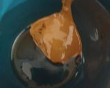 A picture of step 3 of Hand beaten coffee.