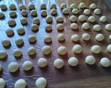 Foto langkah ke 3 dari resep Donat maizena.