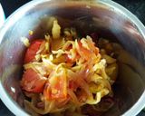A picture of step 3 of Tomato cabbage bharta.