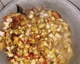 Foto langkah ke 7 dari resep Kering tempe tahu basah with kerang.