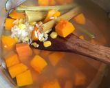 Foto langkah ke 2 dari resep 14. Bubur Manado tinutuan.