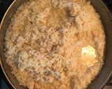 Foto del paso 4 de la receta: Arroz con condimento y pollo. Tipo paella y pa’ti 😜 rápido y fácil!
