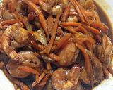 Foto langkah ke 5 dari resep Udang goreng saus mentega.