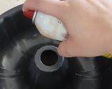 Foto del paso 3 de la receta: Gelatina de carlos V rellena de gelatina de queso