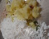 A picture of step 1 of Sabudana vada or cutlet.