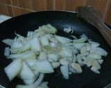 Foto langkah ke 5 dari resep Sup Ayam Rempah.