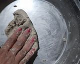 बाजरे की रोटी (Bajre ki roti recipe in Hindi) रेसिपी चरण 1 फोटो