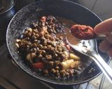 A picture of step 3 of લીલાં ચણા-જીંજરાની પંજાબી સબ્જી.