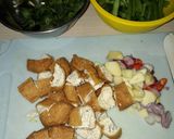 Foto langkah ke 1 dari resep Oseng buncis tahu feat daun kemangi😉.