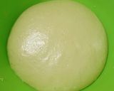 Foto langkah ke 3 dari resep Roti Pandan Pisang Coklat.