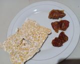 Foto langkah ke 1 dari resep Sandwich Tempe Kurma.