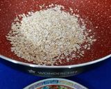 A picture of step 1 of Apple Cinnamon Oats.