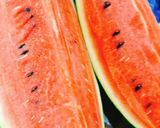 Hình bước làm 1 của món Cách cắt dưa hấu dễ nhất