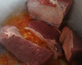 Foto del paso 2 de la receta: Sobrebarriga en salsa criolla🍖
