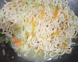 Foto langkah ke 15 dari resep Mie nyemek pedas.