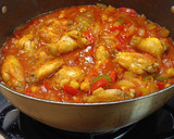 Foto del paso 4 de la receta: Pollo en salsa de tomate a las especias japonesas