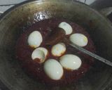Foto langkah ke 5 dari resep Telur bumbu habang.