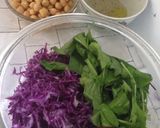 Foto del paso 1 de la receta: Ensalada de garbanzos, repollo rojo