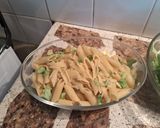 Foto del paso 2 de la receta: Ensalada de pasta y lechuga, atún🥬🥔🥕🥚