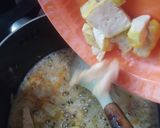 Foto langkah ke 4 dari resep Tumis Tahu Telur Enoki.
