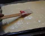 A picture of step 3 of Fruity chocolate Bars.