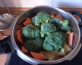 Foto del paso 3 de la receta: 240. Puré de batata y brócoli
