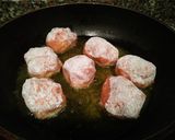 A picture of step 4 of Spanish-Style Meatballs in Sauce.