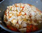 Foto del paso 4 de la receta: Pollo con tomate