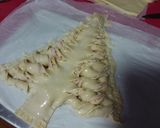 Foto del paso 4 de la receta: Árbol de Navidad de hojaldre de queso y pavo