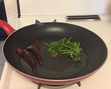 Foto del paso 4 de la receta: Tostadas de Frijoles