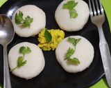 A picture of step 8 of Riceidli With Besan Chutney.