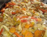 Foto del paso 3 de la receta: Bifes a la criolla al horno con guarnición de papas