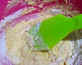 Foto langkah ke 5 dari resep Dragon Fruit Cake - Bolu Buah Naga Panggang - Snack Time Mpasi 1+.