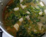 A picture of step 12 of Aromatic Pea & Mint Soup.
